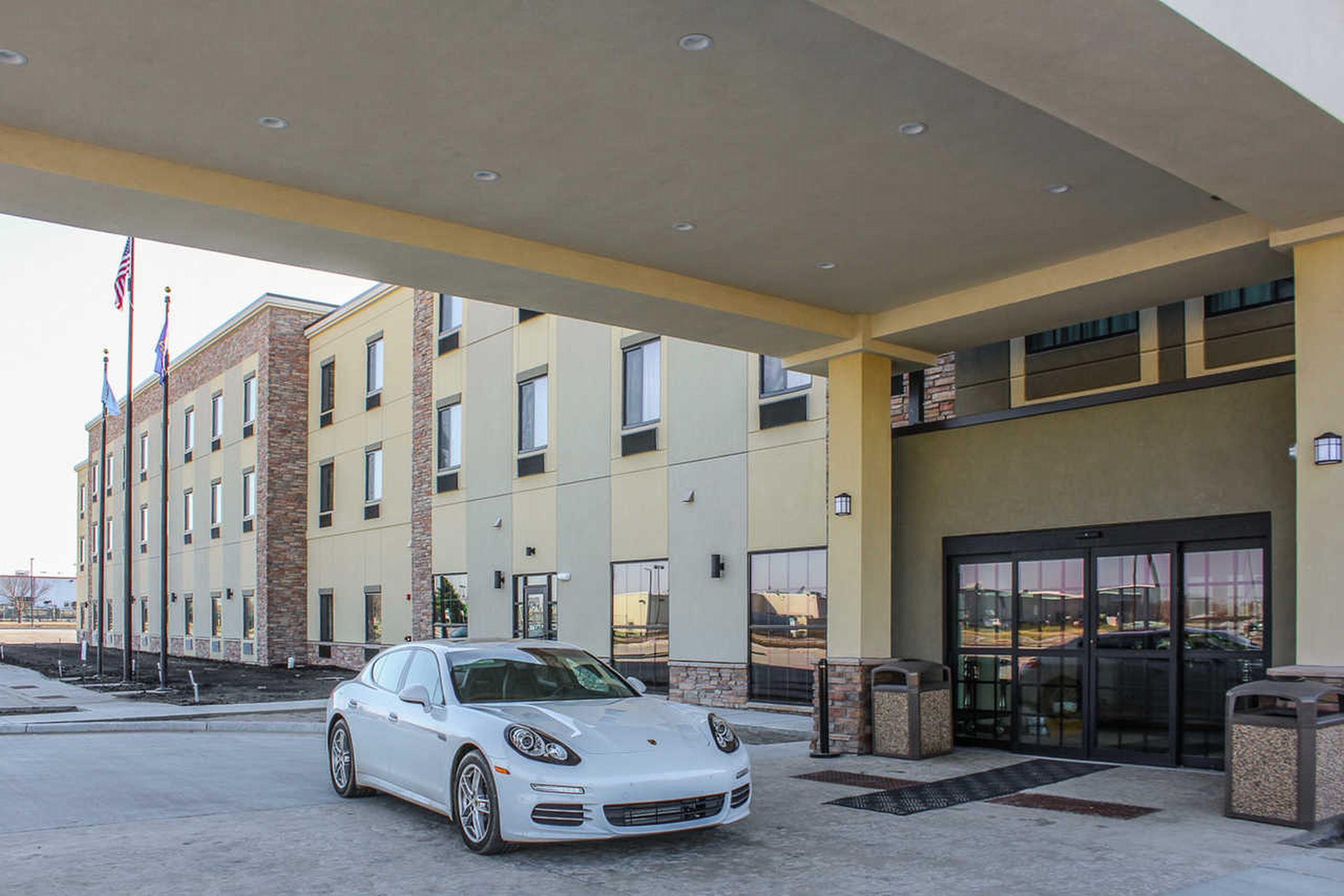 Comfort Suites University Brookings Exterior foto