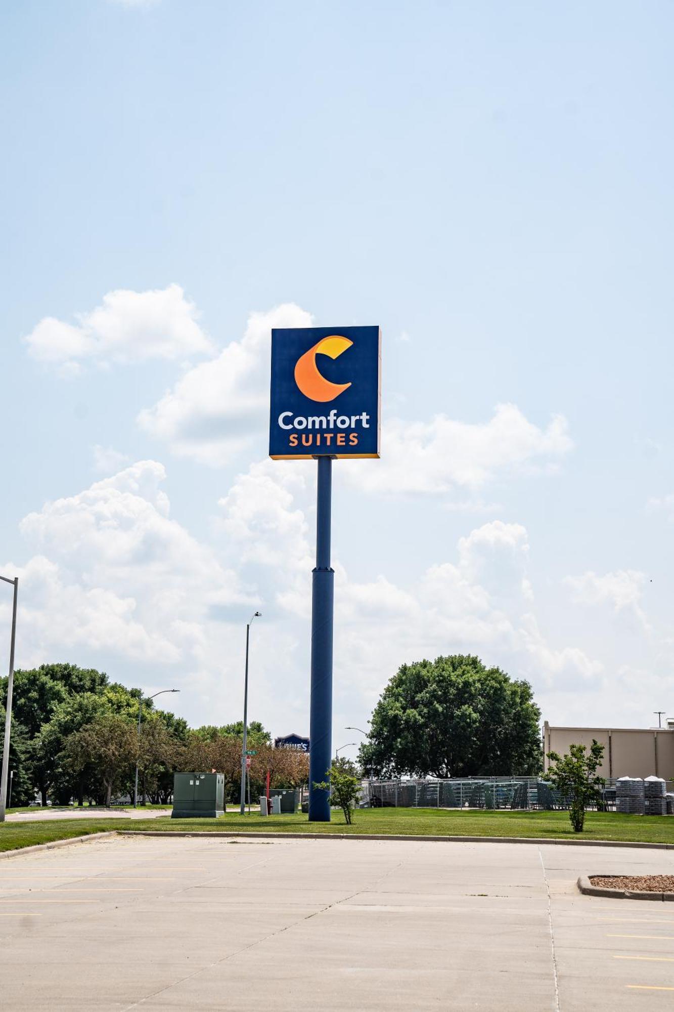 Comfort Suites University Brookings Exterior foto